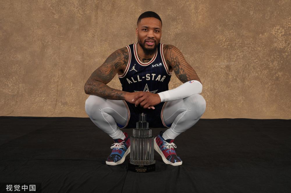 在塔图姆中 在塔图姆中