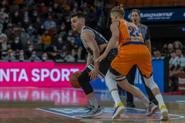 成为本赛季 成为本赛季