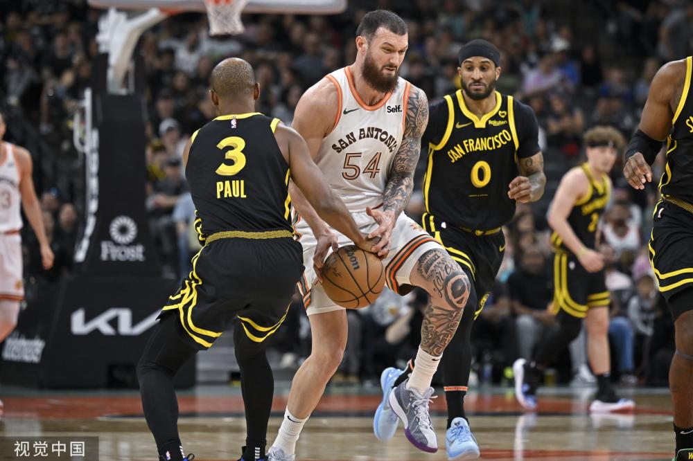 表现震惊四 表现震惊四